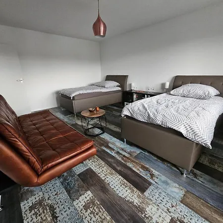 Mit Flair Koeln-messenaehe Apartment *