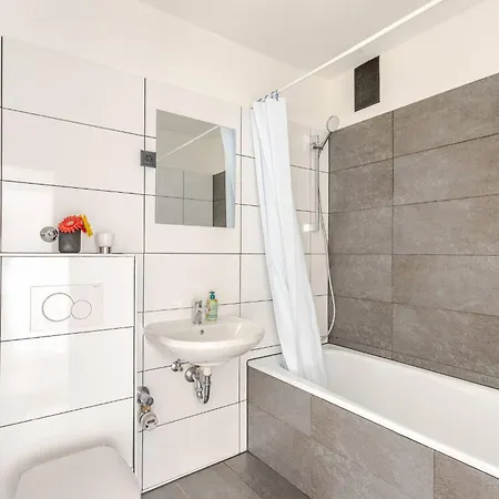 Mit Flair Koeln-messenaehe Apartamento *