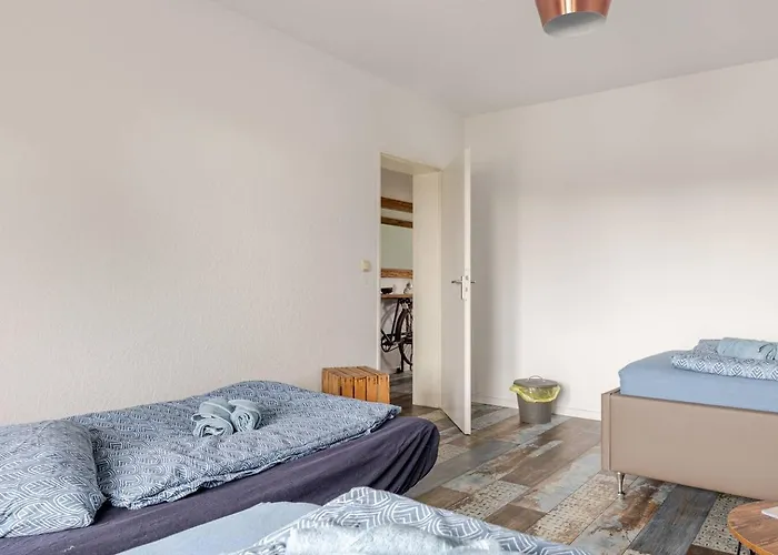 Mit Flair Koeln-messenaehe * Keulen