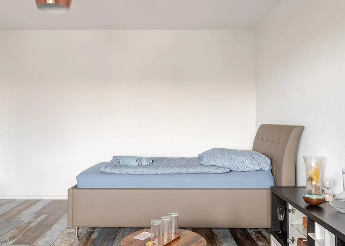 Apartman Mit Flair Koeln-messenaehe *