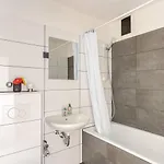 Mit Flair Koeln-messenaehe Apartament